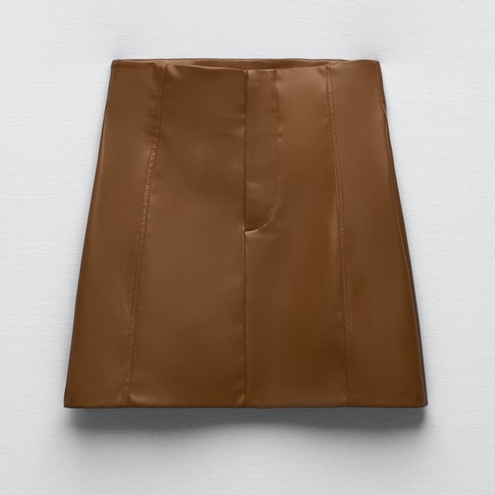 Zara Elegant Brown Faux Leather Skirt. Size L